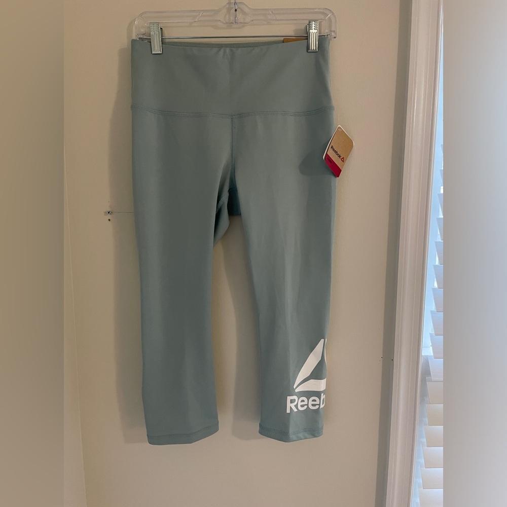 Reebok Women's Pants| Size M| High Rise Capri Workout Leggings Wanderlust